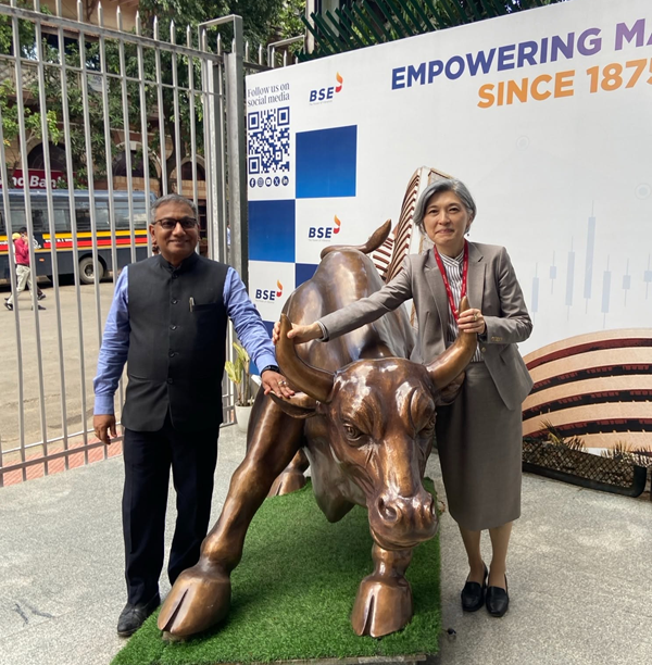 Japan Consul-General calls on MD & CEO, Bombay Stock Exchange
